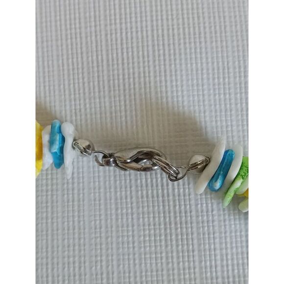 Blue and Green Single Strand Stacked Shell Shard Pieces Choker Style Necklace - Picture 7 of 9